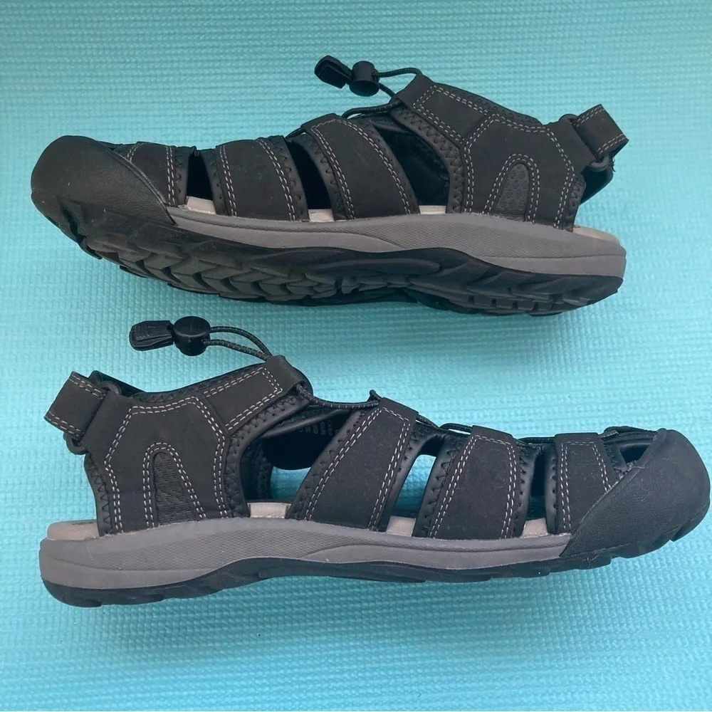 Khombu Travis Sandals Men’s Hiking Walking Closed Toe  1179295 Size 10M Black